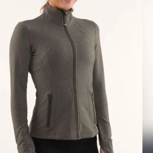Lululemon Athletica jacket in Heathered wren sz 6